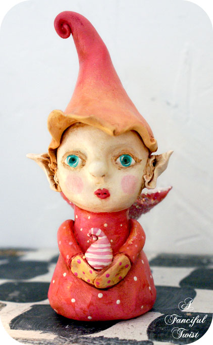 Madeline Tea Biscuit Merry Garden Front