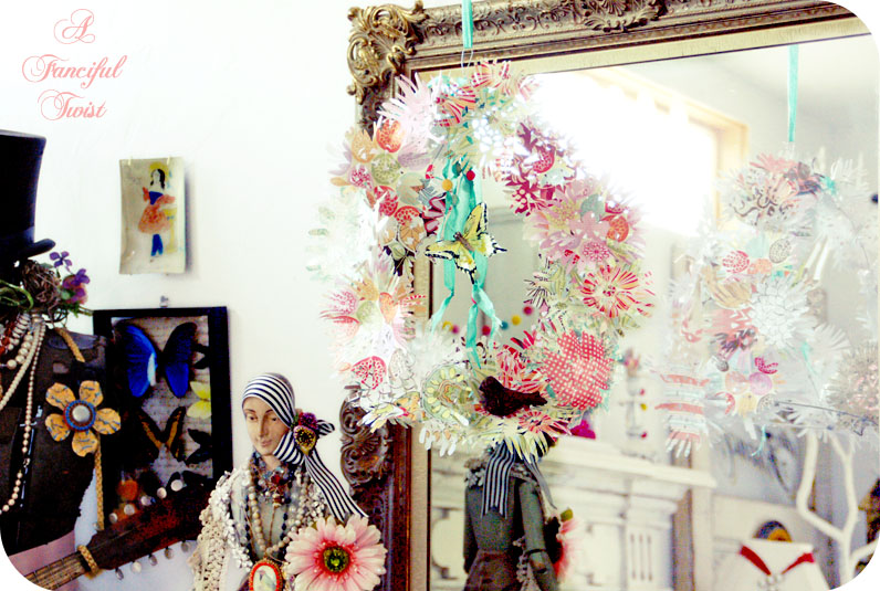 Paper flower chandelier 1a