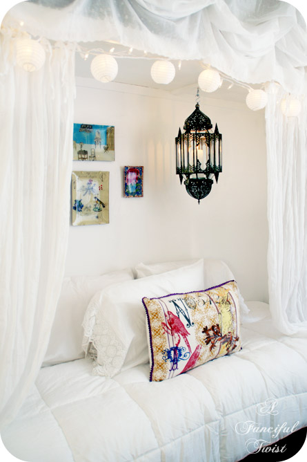 Vanessa Valencia Country House Office 35