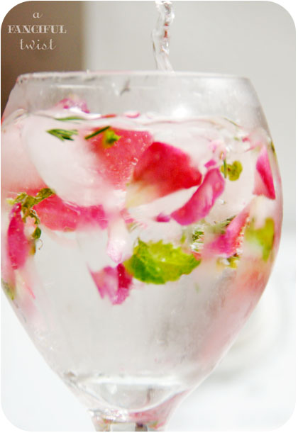 Flower ice cubes 7