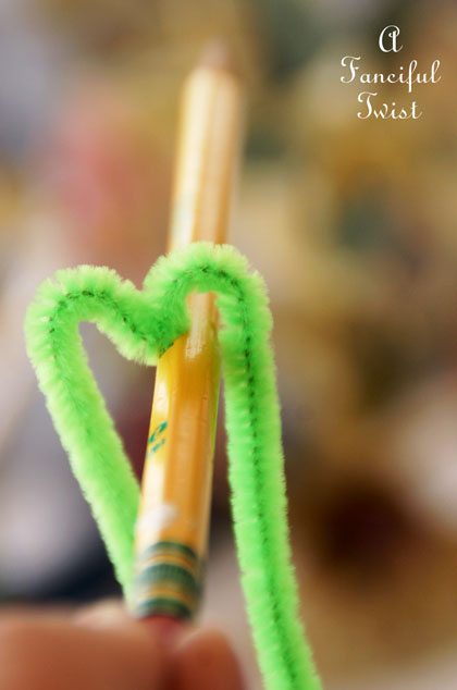 Pipe cleaner rings 11 Pipe cleaner rings 11