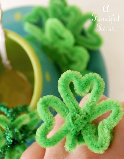 Pipe cleaner rings 6 Pipe cleaner rings 6