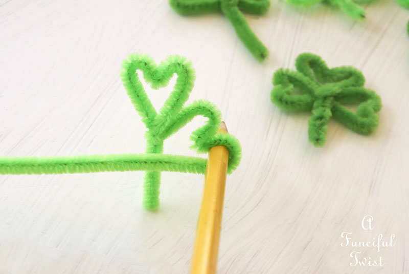 Pipe cleaner rings 15 Pipe cleaner rings 15