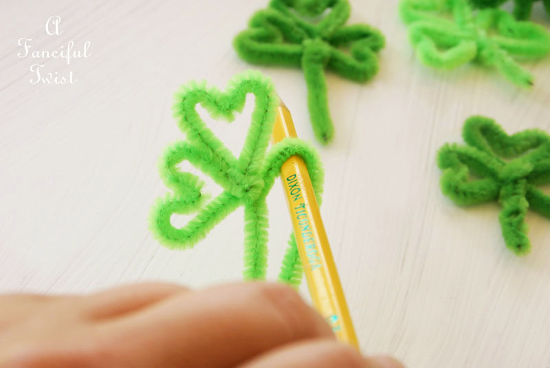 Pipe cleaner rings 18 Pipe cleaner rings 18