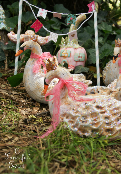 Swan parade 4 Swan parade 4