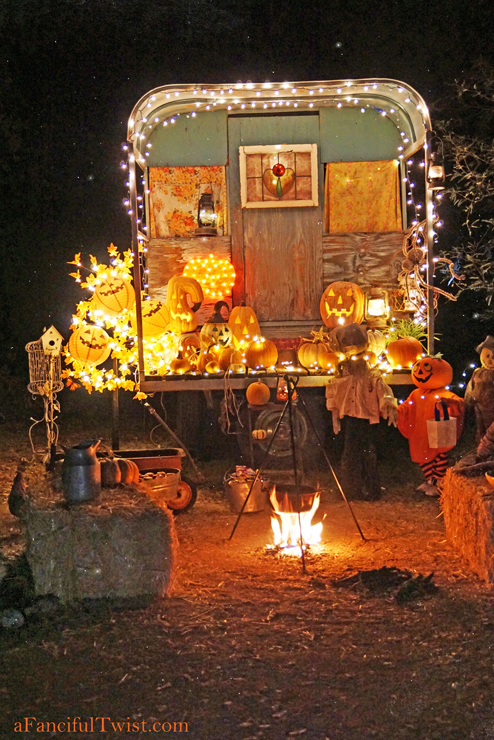 Gypsy camp halloween 8 Gypsy camp halloween 8