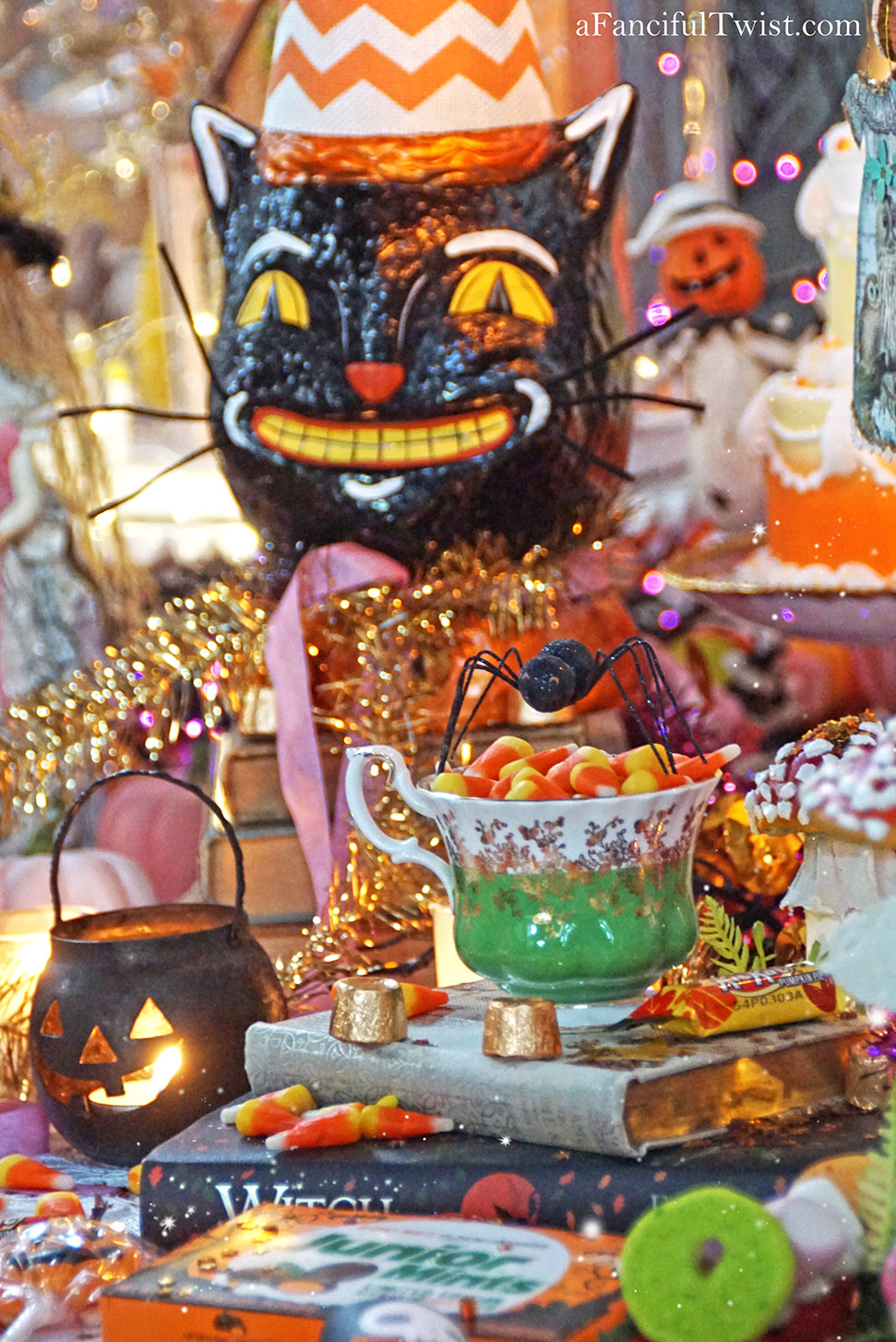 Halloween magic tablescape 15 Halloween magic tablescape 15