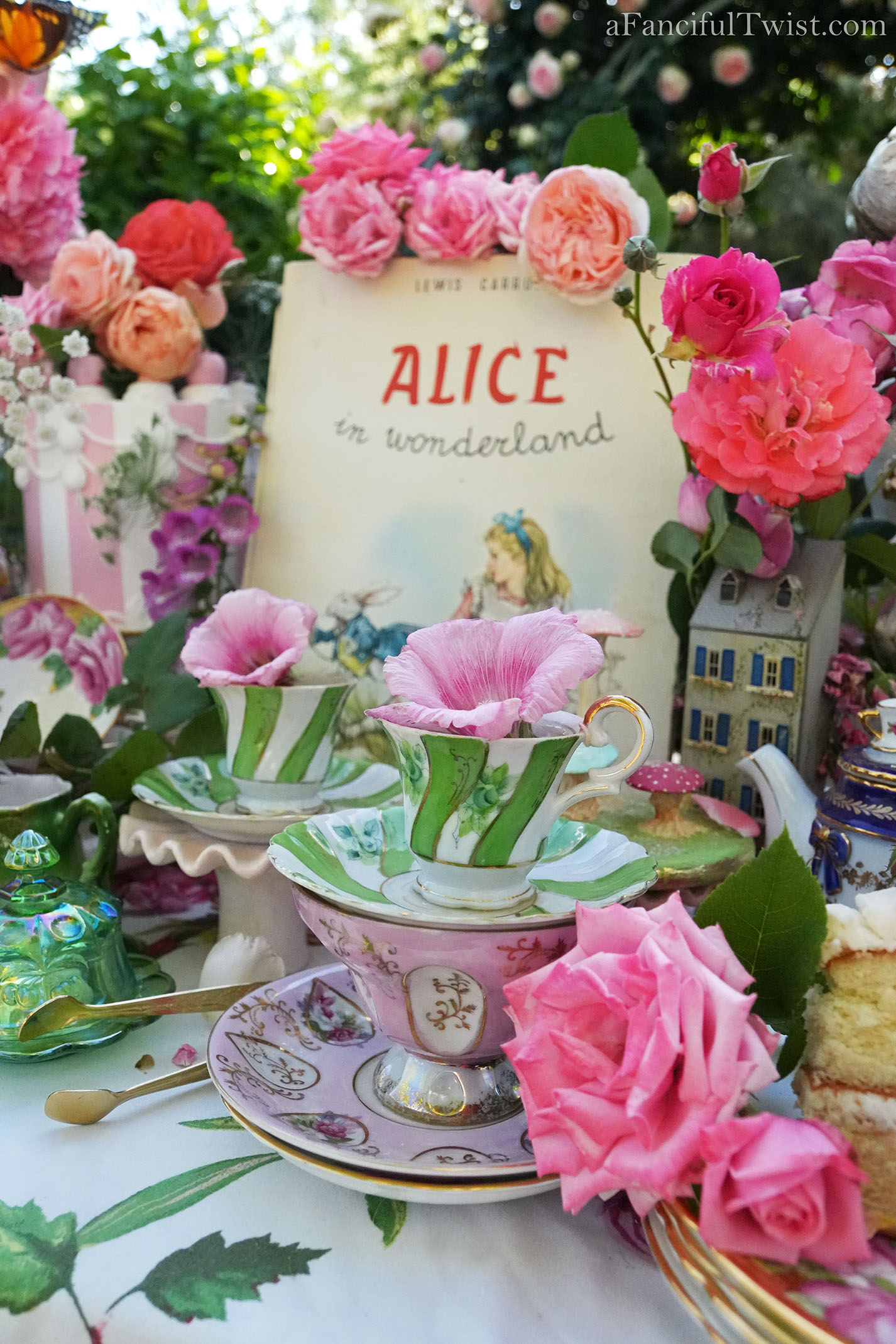 Mad Tea Party 2025 16 Mad Tea Party 2025 16