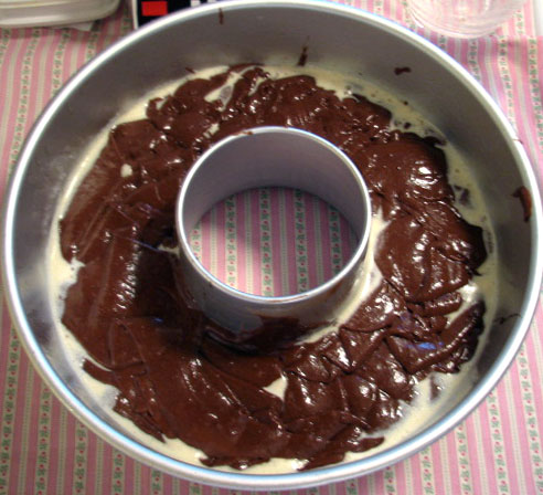 Chocoflan_in_pan Chocoflan_in_pan