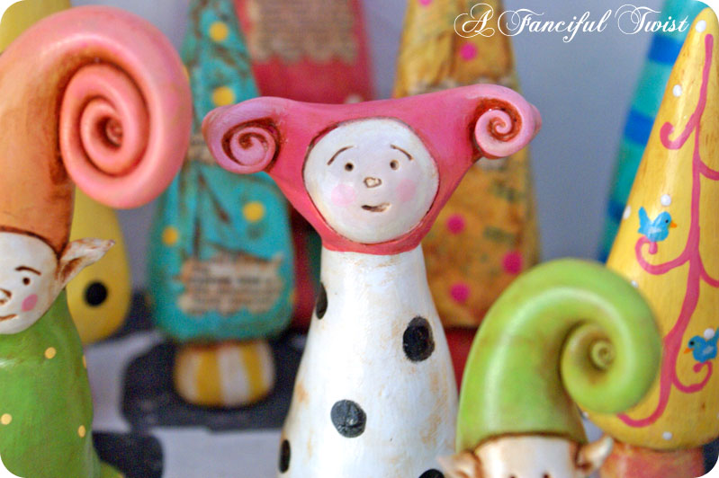 Elves_and_dolls_8 Elves_and_dolls_8