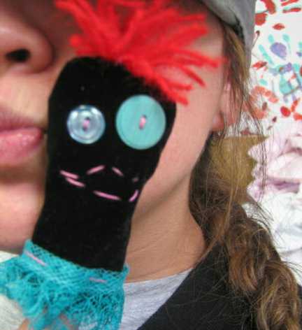 Seeingredpuppet_4 Seeingredpuppet_4