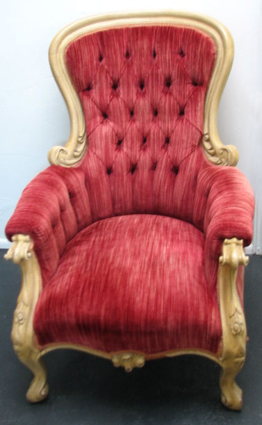 Vanessas_red_chair Vanessas_red_chair